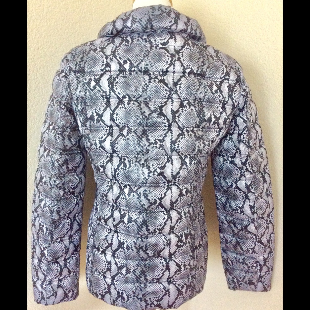 Puffer jacket packable lightweight Michael Kors jacket snake skin grey black new - Picture 6 of 11